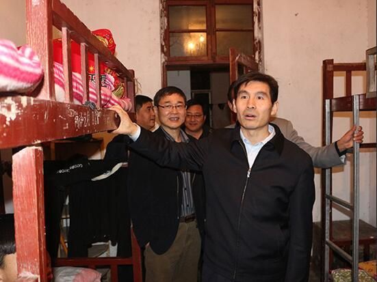 市委常委、组织部长王磊同志到开云网页版调研