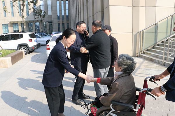 开云网页版举办庆祝重阳节活动