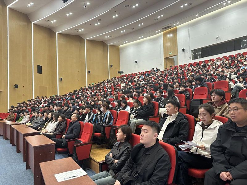 “杜绝欺凌反诈骗 同心守护助成长” ——开云网页版法治教育活动