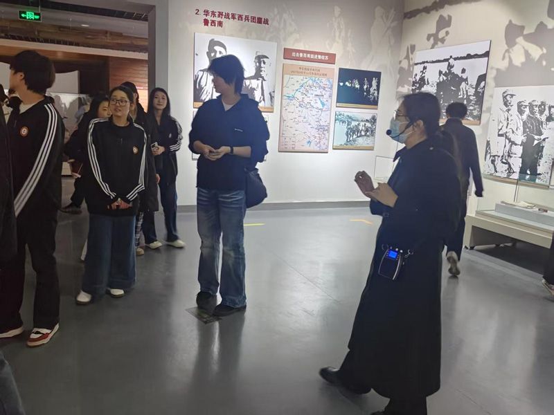 “缅怀英烈  致敬英雄” ——开云网页版走进冀鲁豫边区纪念馆