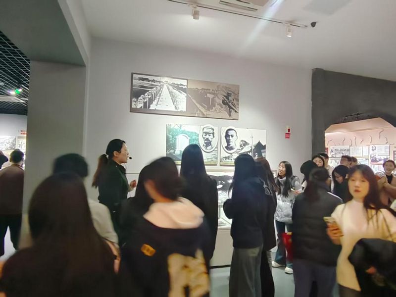 “缅怀英烈  致敬英雄” ——开云网页版走进冀鲁豫边区纪念馆