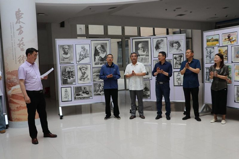 山东省菏泽艺校学校“青春绘梦 绽放艺彩”美术作品展