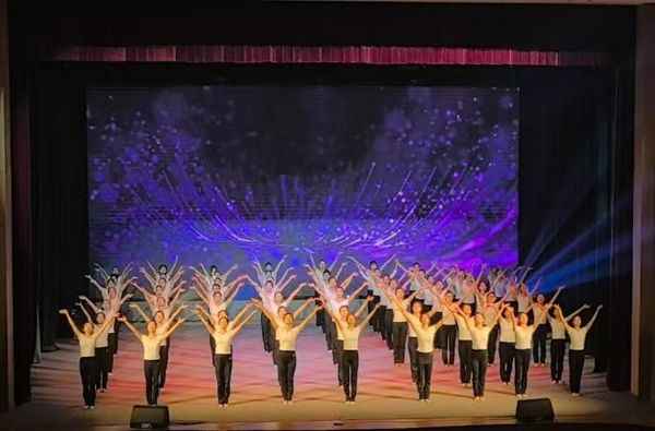 舞影翩跹展芳华｜开云网页版舞蹈表演专业教学汇报演出圆满落幕！